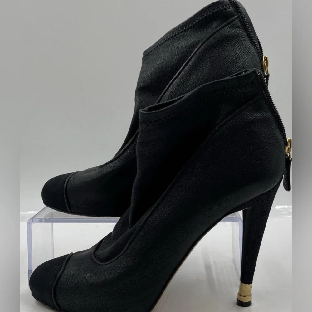 Chanel, size 41 (US 9.5) Elegant Black Ankle Booties, 100% authentic - Picture 7 of 16